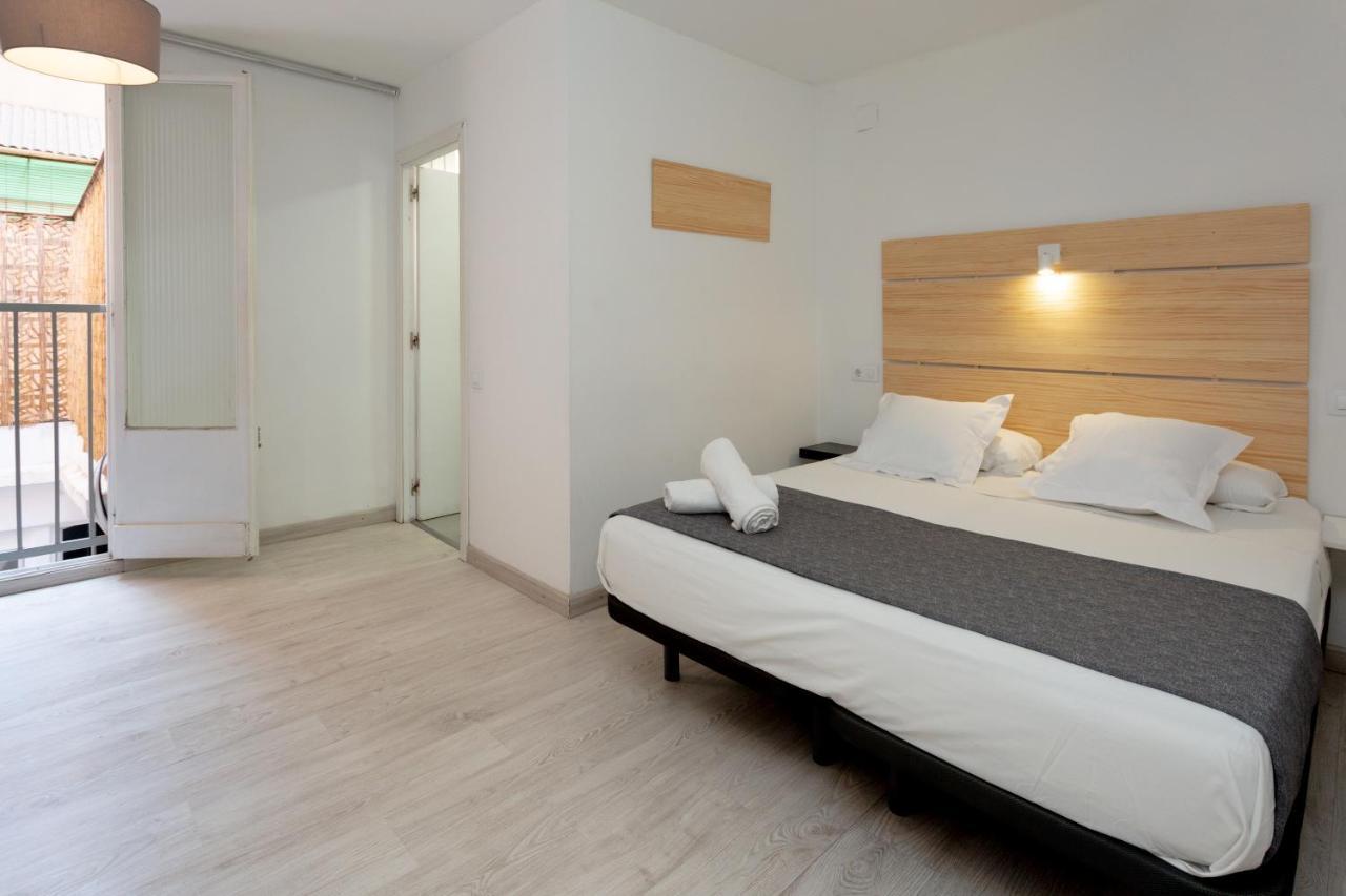 Easy Sants By Bossh! (Adults Only) Vandrehjem Barcelona Eksteriør billede