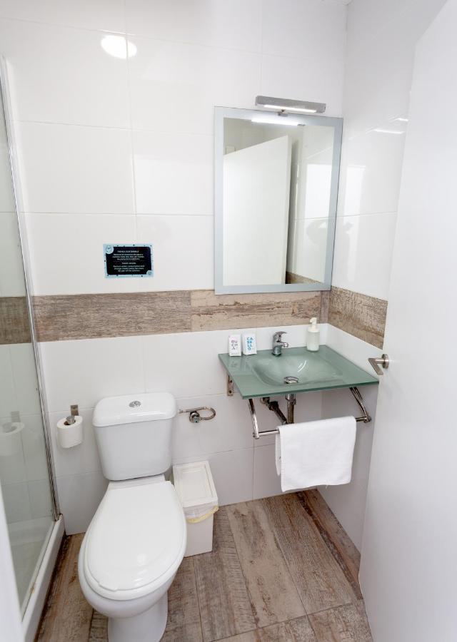 Easy Sants By Bossh! (Adults Only) Vandrehjem Barcelona Eksteriør billede