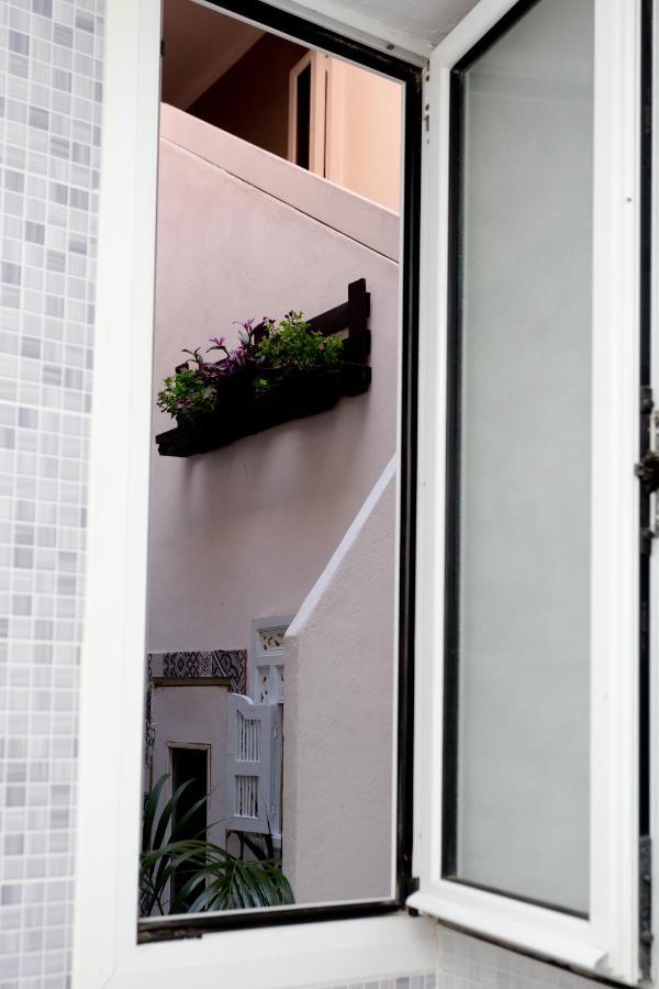 Easy Sants By Bossh! (Adults Only) Vandrehjem Barcelona Eksteriør billede